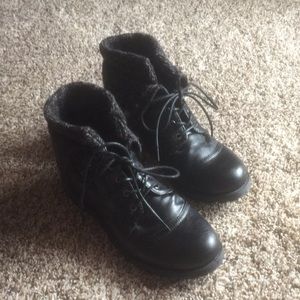 Ladies black boots
